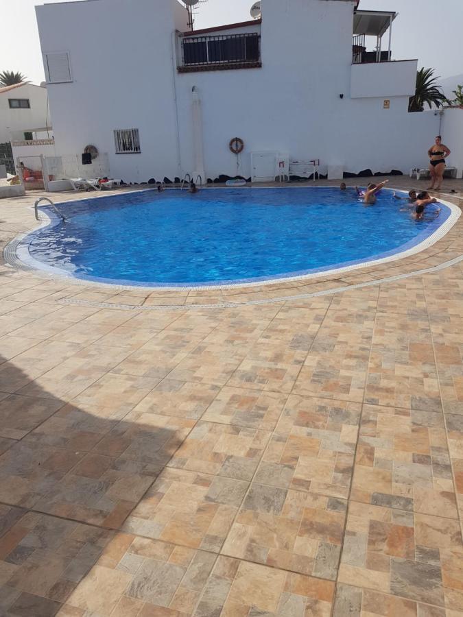 Apartamento Junto A La Piscina อาโรนา ภายนอก รูปภาพ