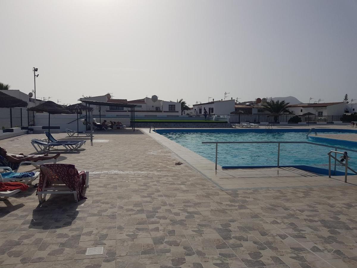 Apartamento Junto A La Piscina อาโรนา ภายนอก รูปภาพ