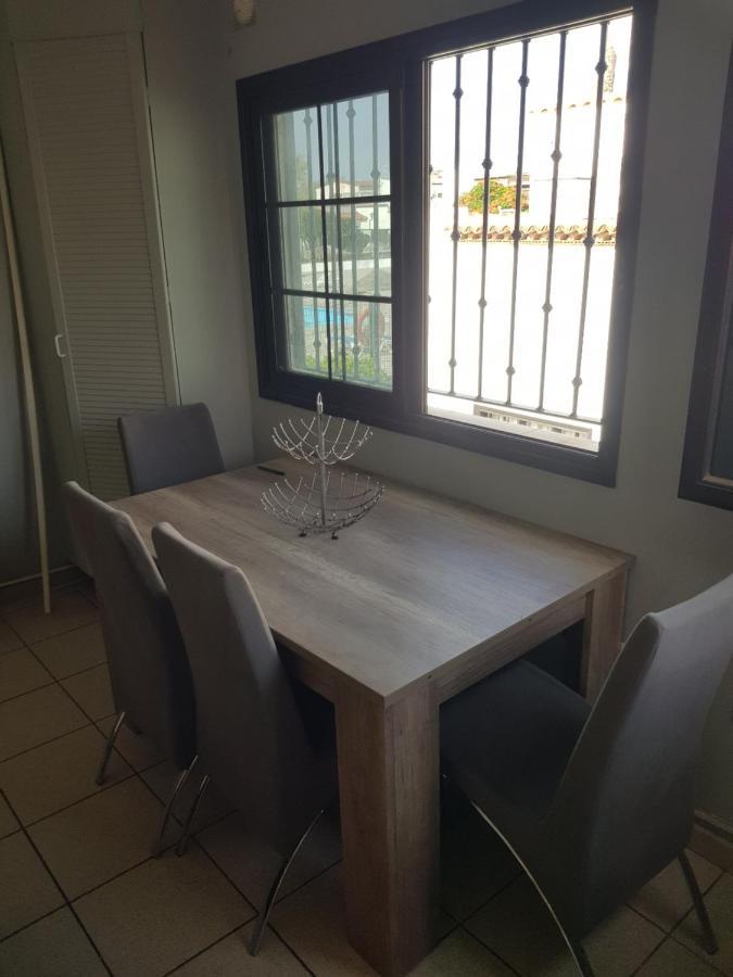 Apartamento Junto A La Piscina อาโรนา ภายนอก รูปภาพ